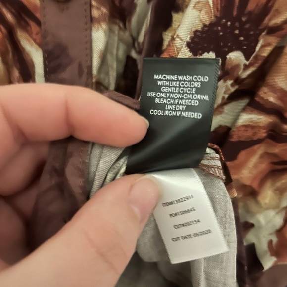 NEW Torrid Pink Floral Blouse 1X - Picture 7 of 10